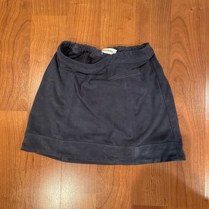 velvet skirt with fake pockets